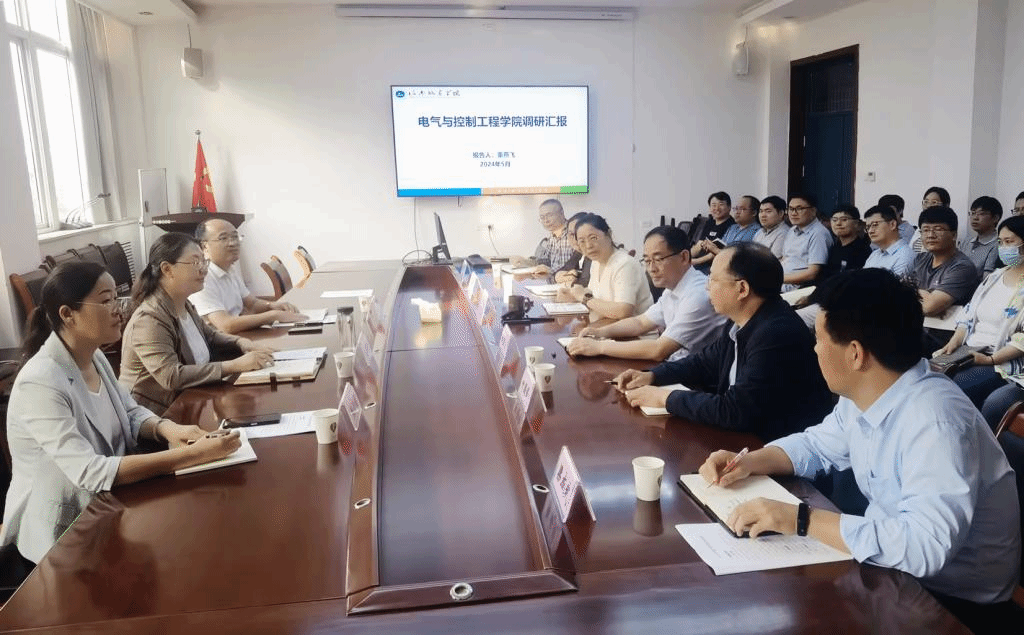 陈校长来竞技宝竞技调研